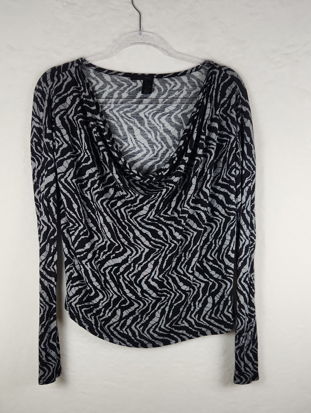DNKY Zebra Print Cowl Neck Long‎ Sleeve Top Black And Grey Women's Size Medium